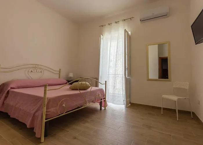 לינה וארוחת בוקר Raggio Di Sole טאראנטו